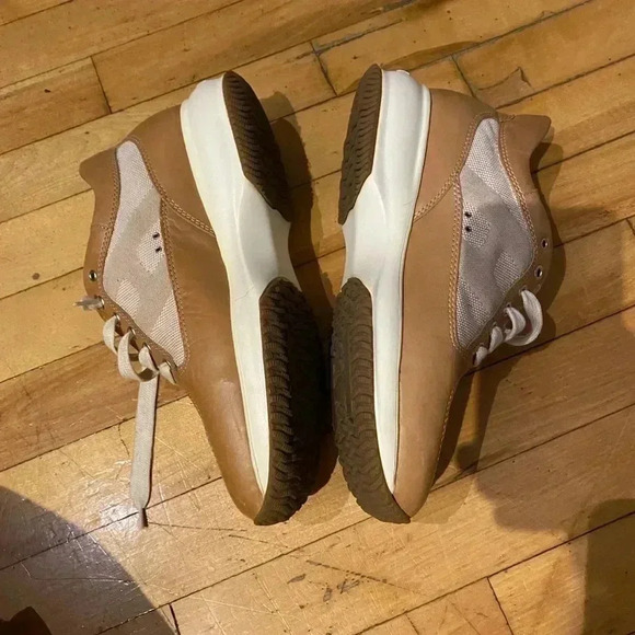 Hogan Women's Tan and White Sneakers - Picture 9 of 10